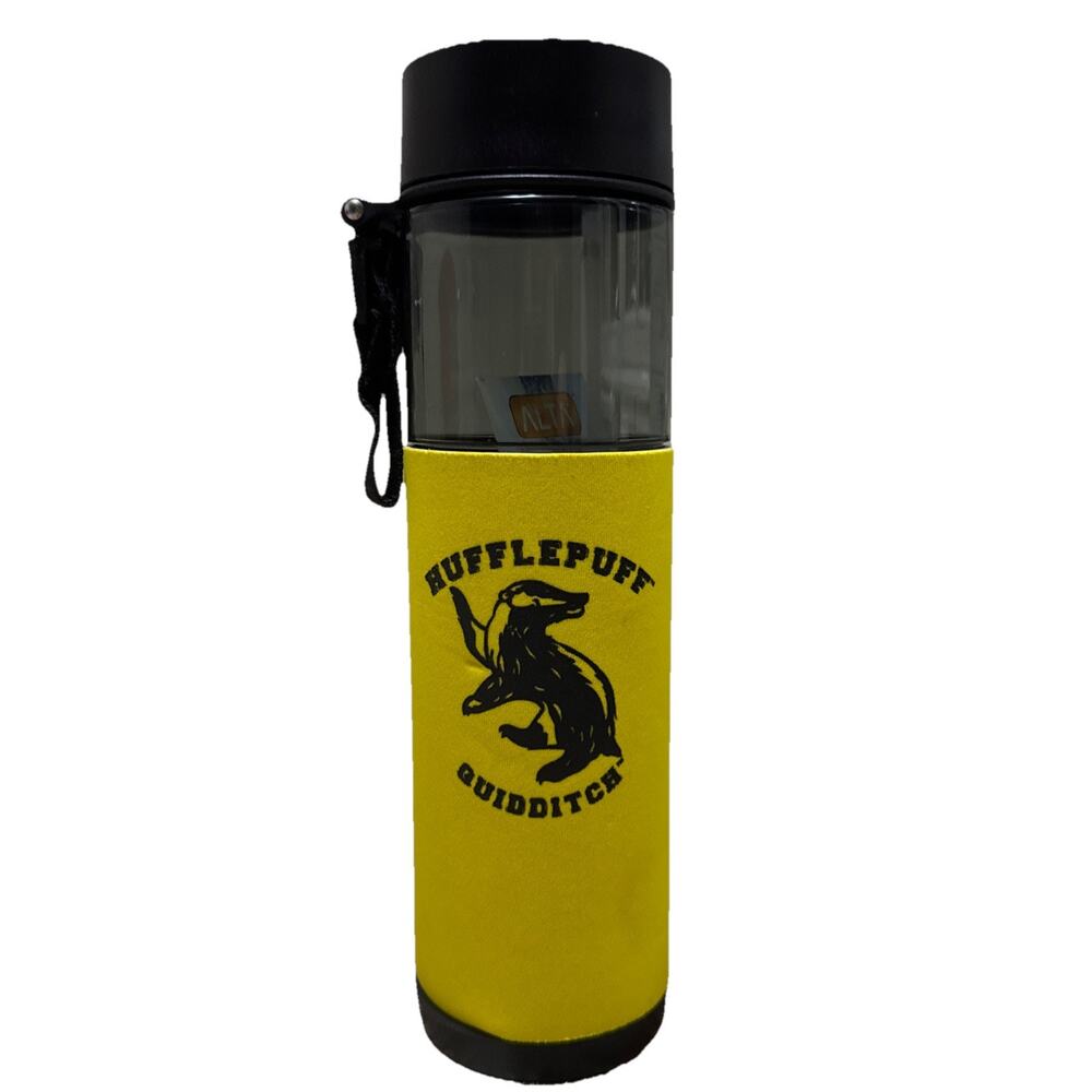 Universal Studios Harry Potter Hufflepuff Quidditch 24oz Sports Water Bottle NWT